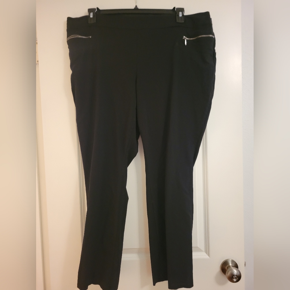 3x Black dress slacks. Straight leg. Front zipper pockets.